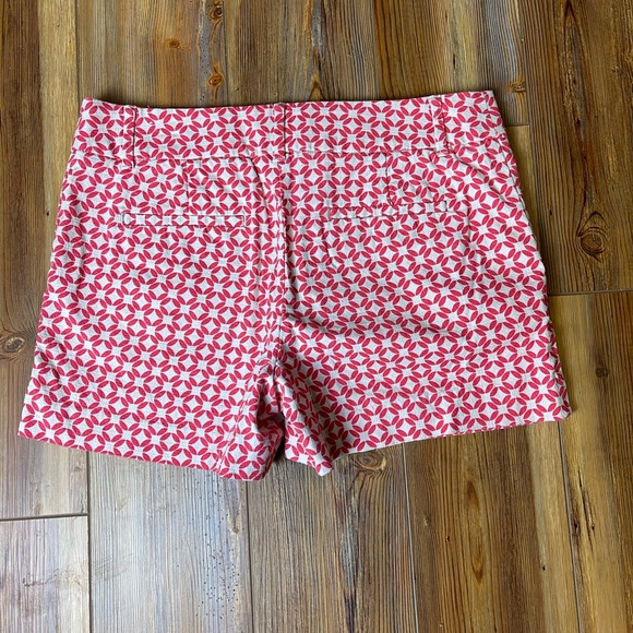 NWOT Loft Cute Print Riviera Shorts 6 FREE SHIP - Picture 4 of 4